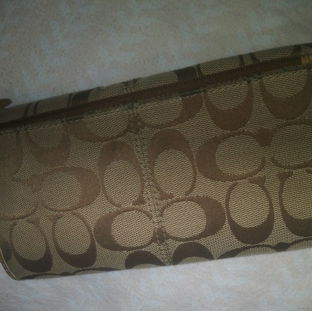Coach Wallet - Picture 2 of 7